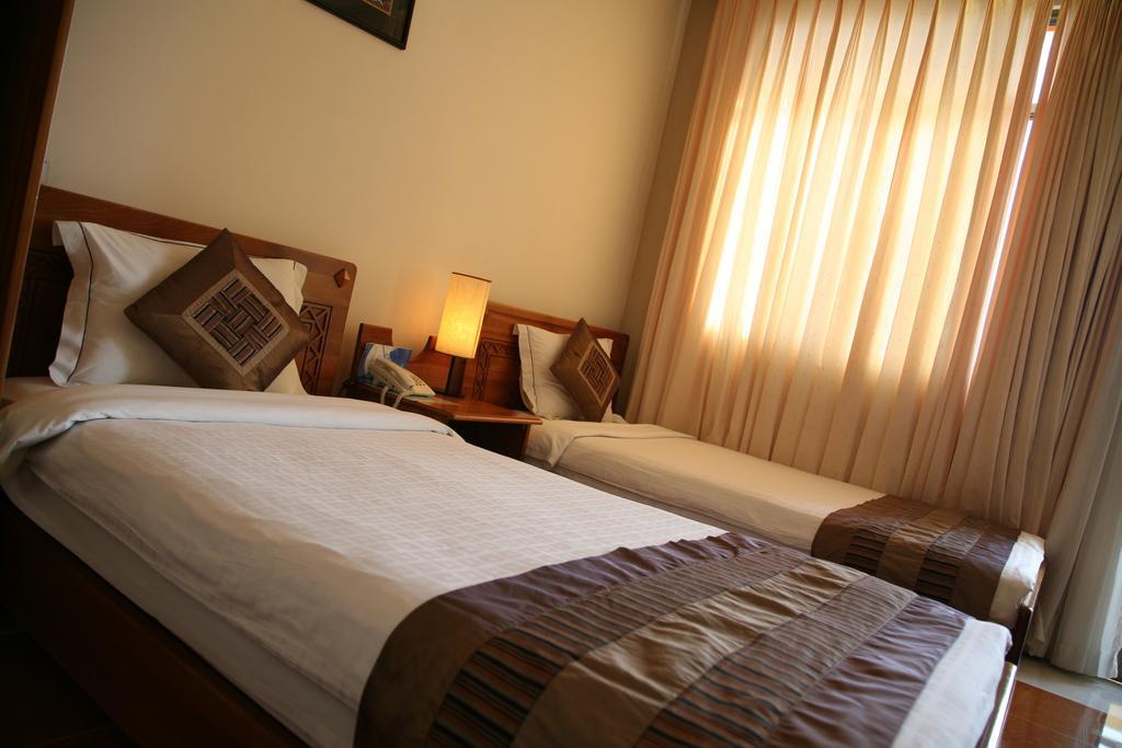 Trung Cang Hotel Да Лат Екстериор снимка