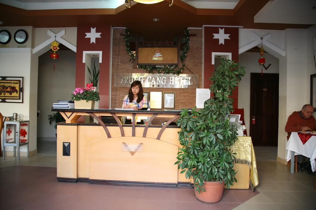 Trung Cang Hotel Да Лат Екстериор снимка