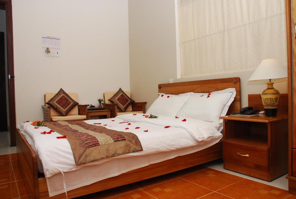 Trung Cang Hotel Да Лат Стая снимка
