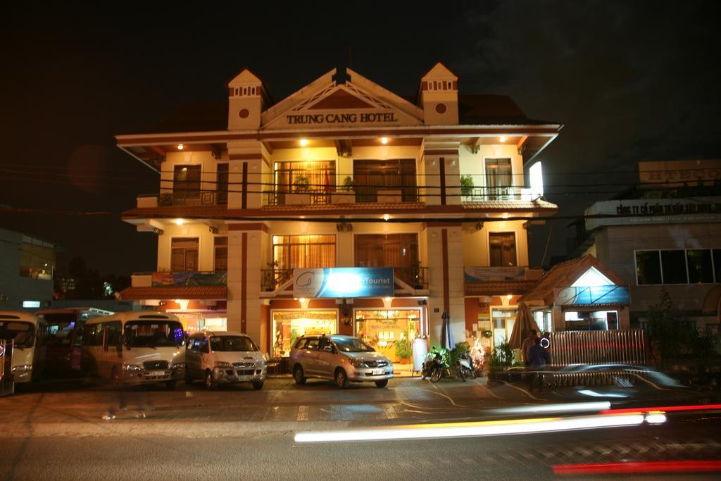 Trung Cang Hotel Да Лат Екстериор снимка